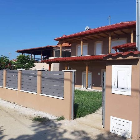דירות Karianí Γιώργος Και Εύα מראה חיצוני תמונה